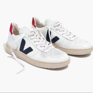 Veja V-10 Sneakers